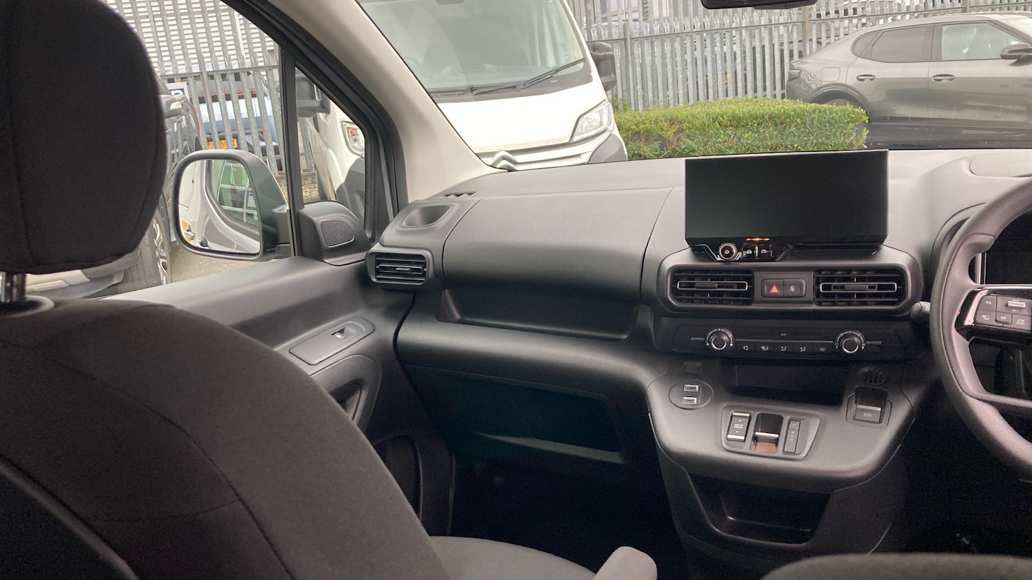 Used Citroen Berlingo 2024 for sale - 76477172: Photo 14