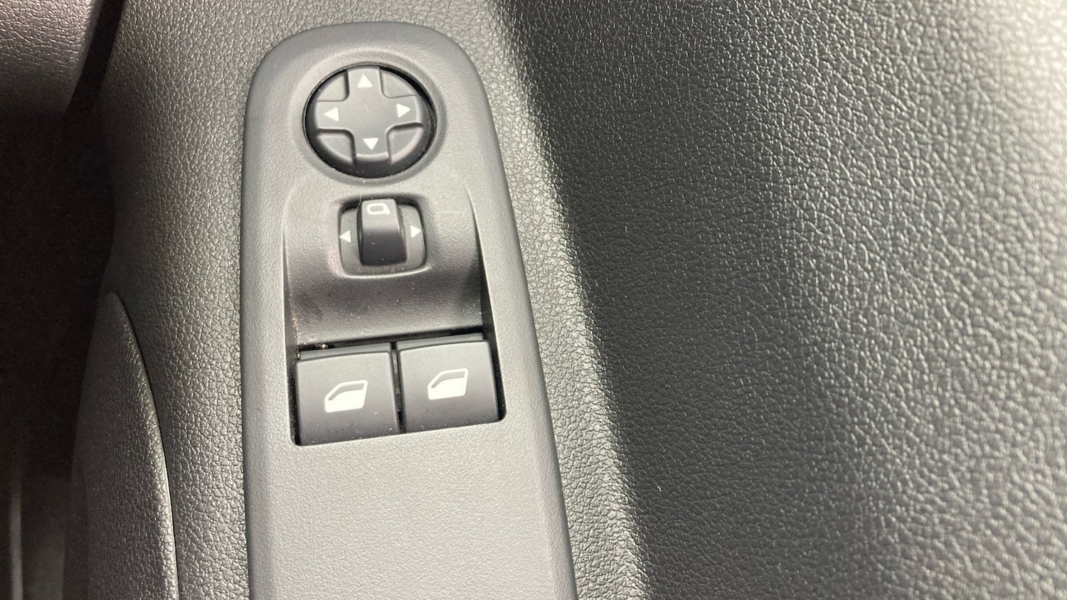 Used Citroen Berlingo 2024 for sale - 76477172: Photo 34