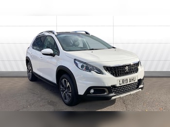 Used Peugeot 2008 2019 for sale - 76477119: Photo