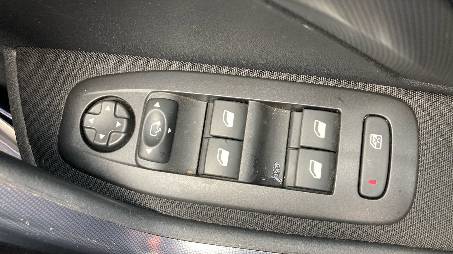 Used Peugeot 2008 2019 for sale - 76477119: Photo 21