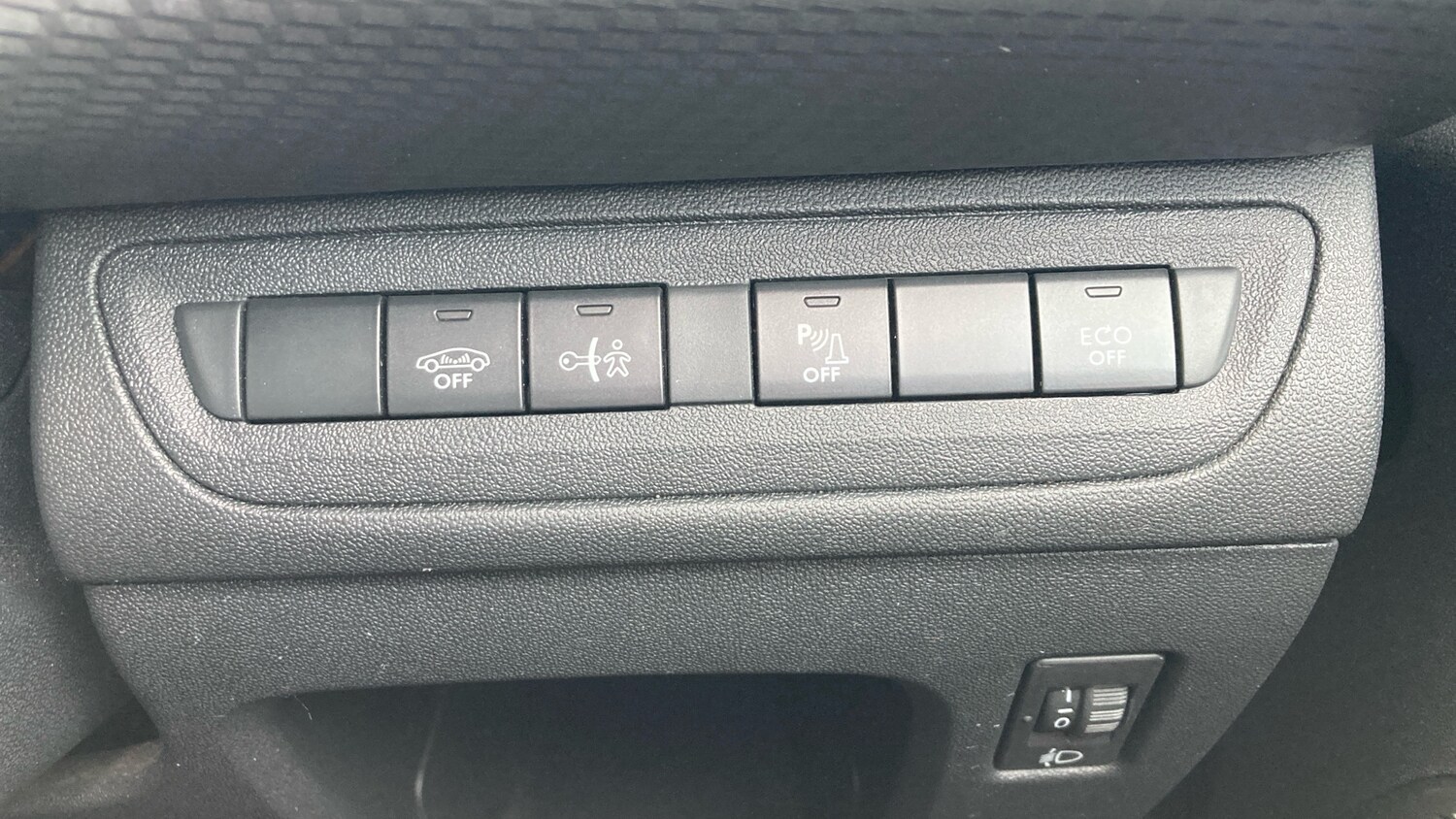 Used Peugeot 2008 2019 for sale - 76477119: Photo 22