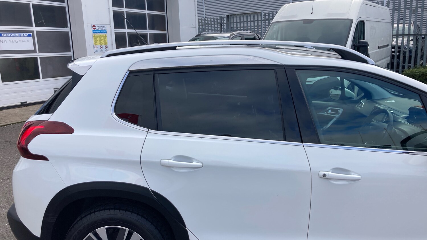 Used Peugeot 2008 2019 for sale - 76477119: Photo 33