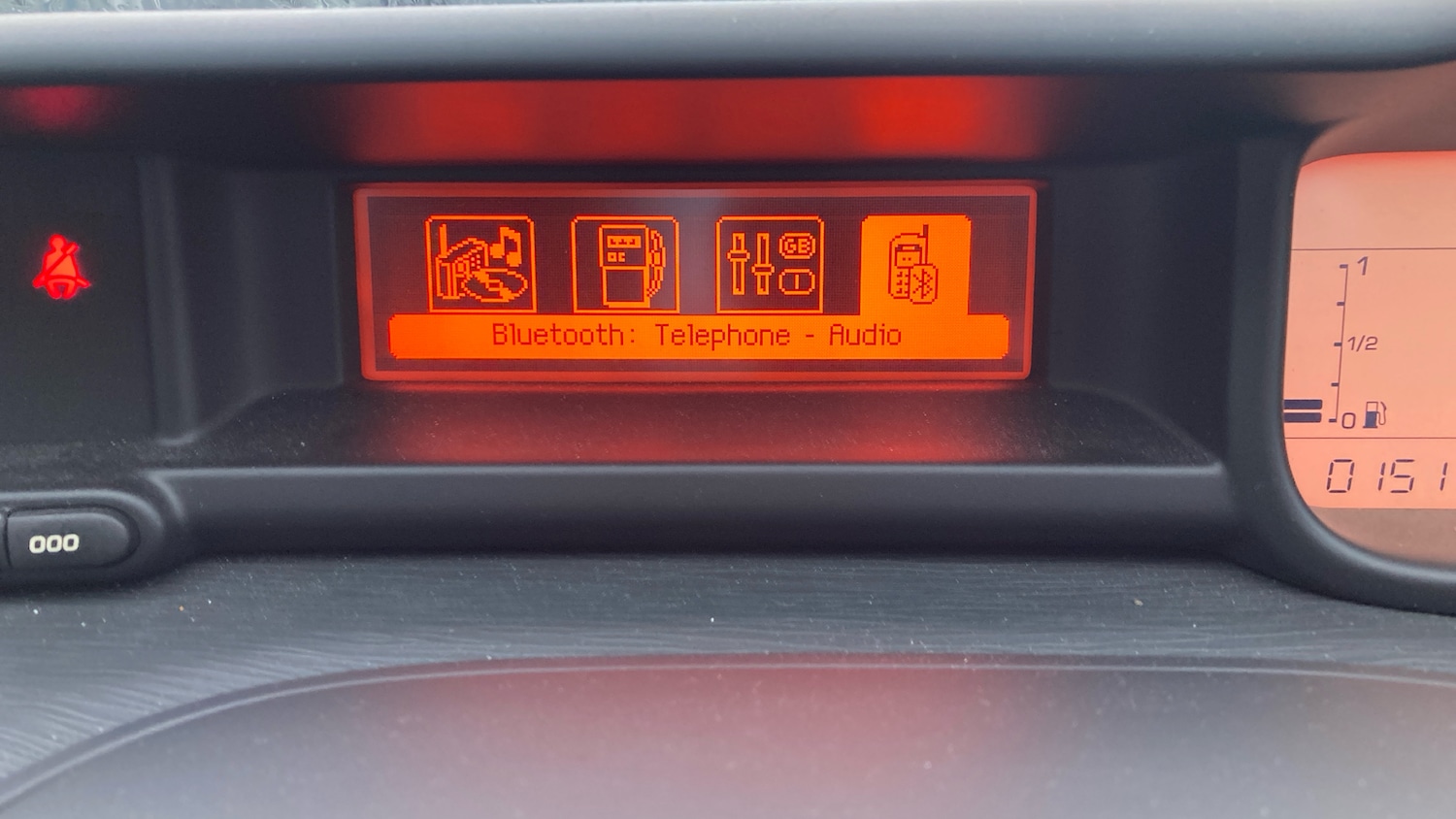 Used Citroen C3 Picasso 2015 for sale - 76835329: Photo 28