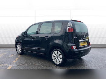 Used Citroen C3 Picasso 2015 for sale - 76835329: Photo