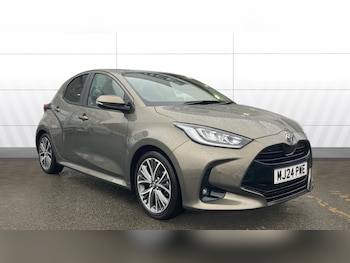 Used Toyota Yaris 2024 for sale - 77007983: Photo