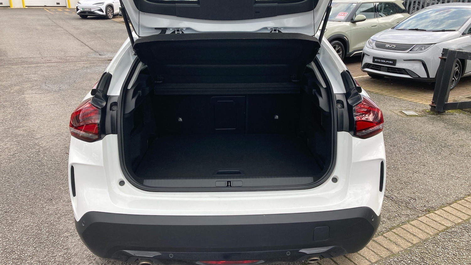 Used Citroen C4 2024 for sale - 77665533: Photo 4