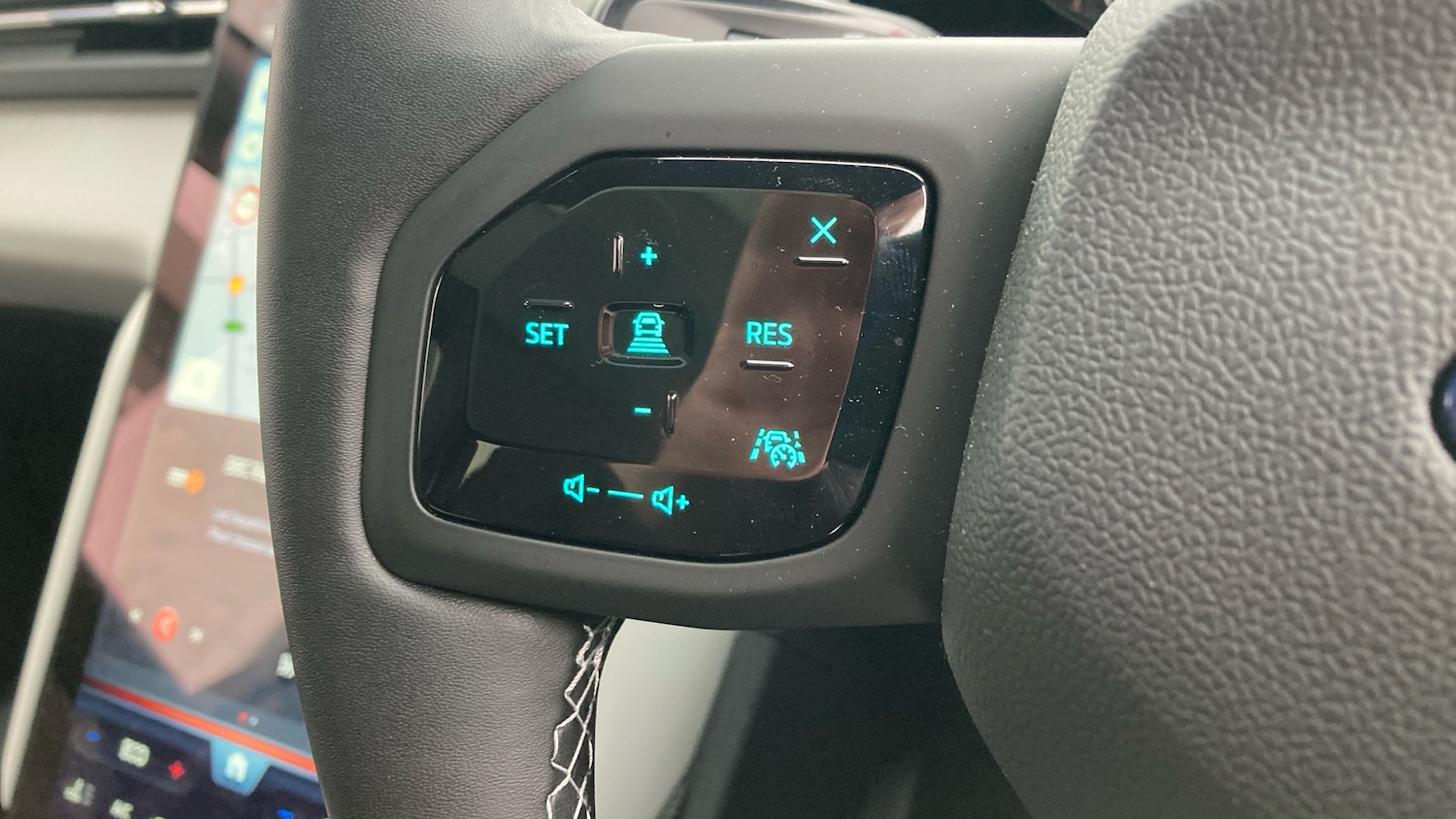 Used Ford Explorer 2025 for sale - 76477166: Photo 24