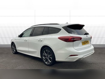 Used Ford Focus 2023 for sale - 76477132: Photo