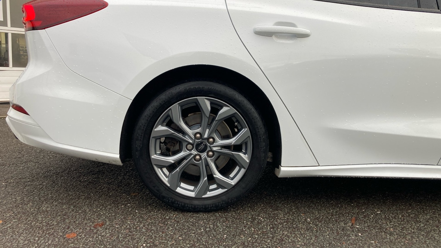 Used Ford Focus 2023 for sale - 76477132: Photo 7