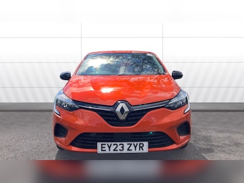 Used Renault Clio 2023 for sale - 78618453: Photo