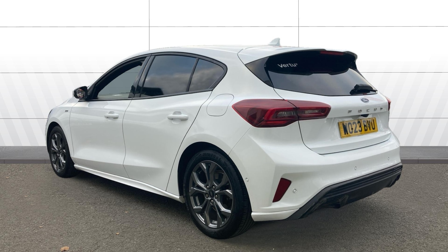 Used Ford Focus 2023 for sale - 76477167: Photo 2