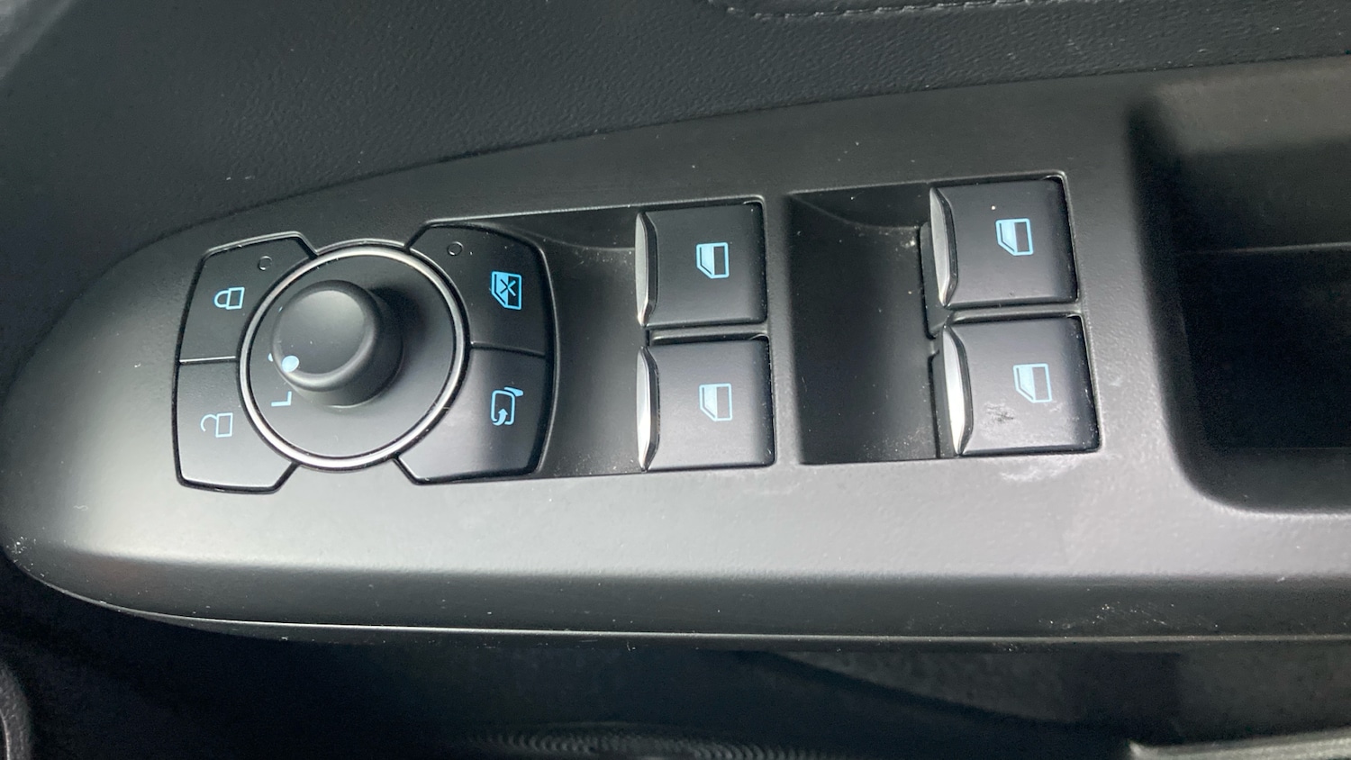 Used Ford Focus 2023 for sale - 76477167: Photo 21