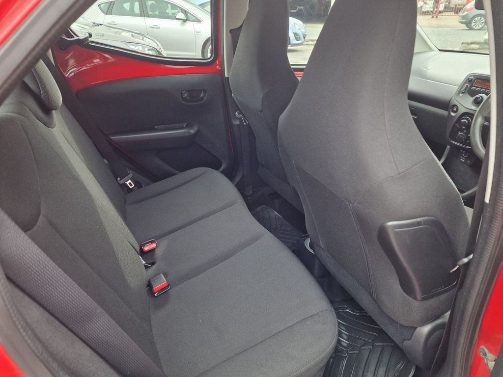 Used Toyota AYGO 2015 for sale - 76546499: Photo 13