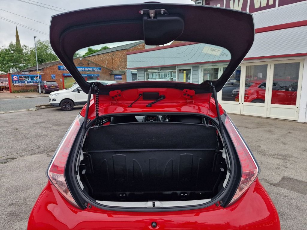 Used Toyota AYGO 2015 for sale - 76546499: Photo 14