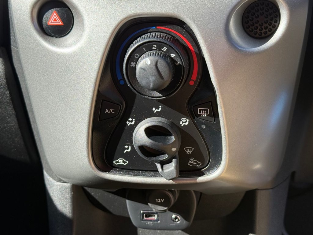 Used Peugeot 108 2016 for sale - 77920235: Photo 16