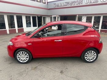 Used Chrysler Ypsilon 2012 for sale - 79300677: Photo