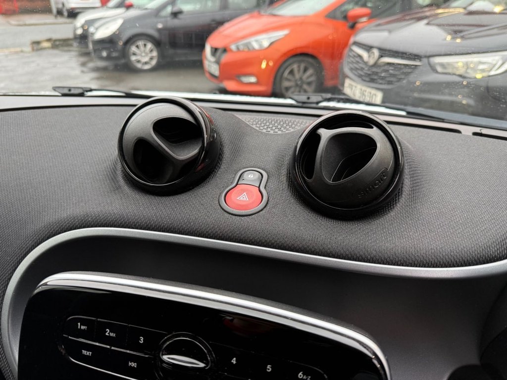 Used smart fortwo 2018 for sale - 77507362: Photo 19