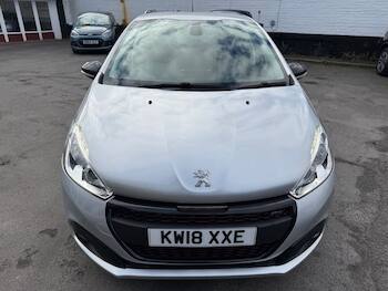 Used Peugeot 208 2018 for sale - 79871072: Photo
