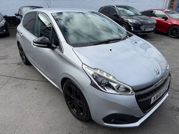 Used Peugeot 208 2018 for sale - 79871072: Photo