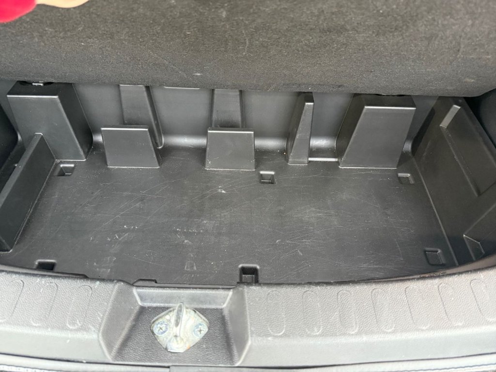 Used Suzuki Splash 2014 for sale - 76642588: Photo 19