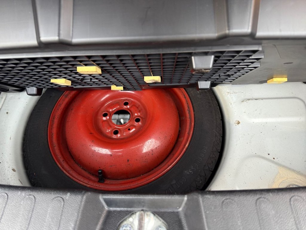 Used Suzuki Splash 2014 for sale - 76642588: Photo 20