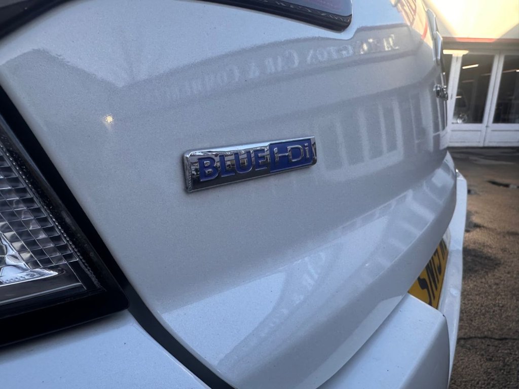 Used Citroen C4 2015 for sale - 76923628: Photo 6