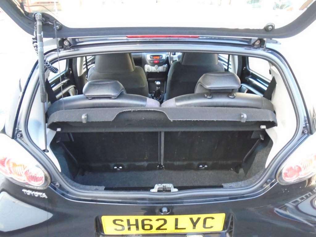 Used Toyota AYGO 2012 for sale - 76941539: Photo 11