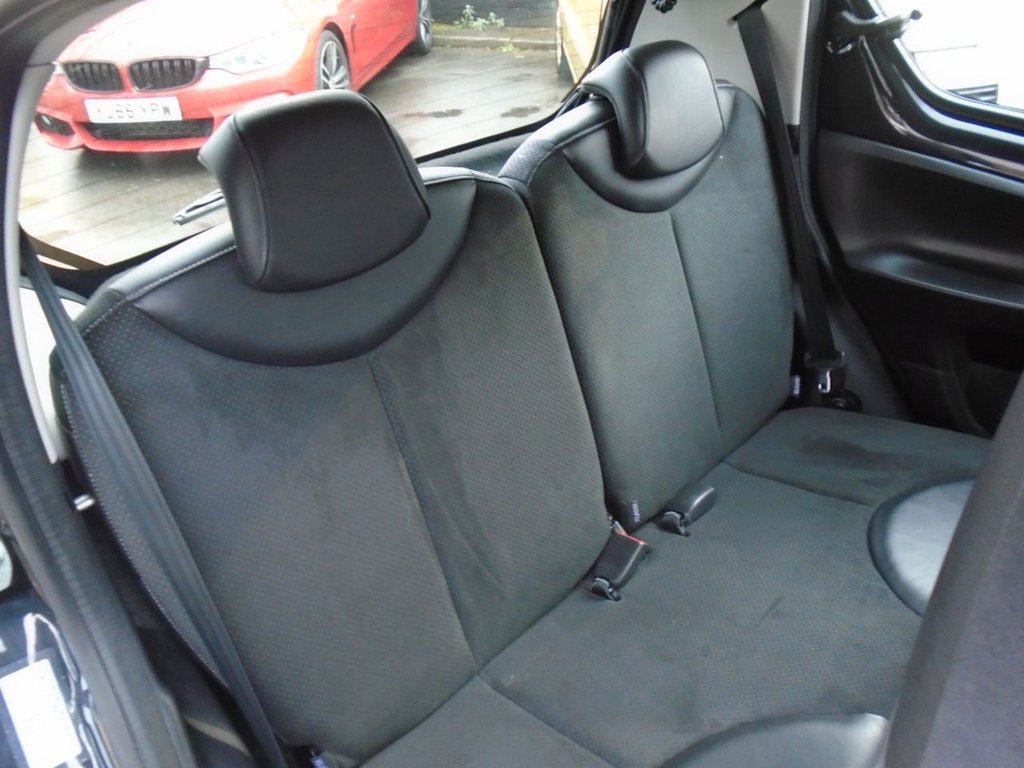 Used Toyota AYGO 2012 for sale - 76941539: Photo 18