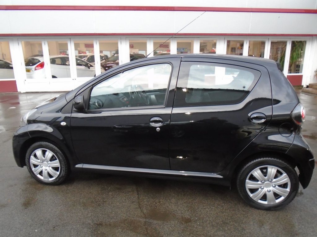 Used Toyota AYGO 2012 for sale - 76941539: Photo 22