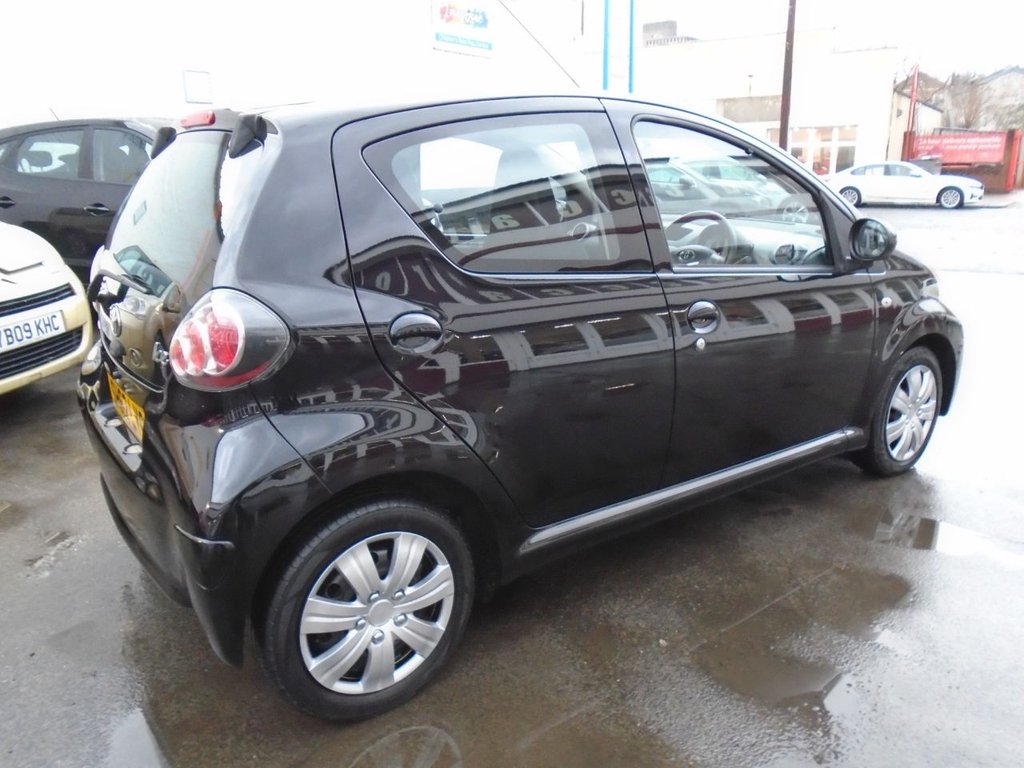Used Toyota AYGO 2012 for sale - 76941539: Photo 5