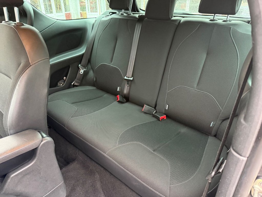 Used Citroen DS3 2015 for sale - 77520929: Photo 28