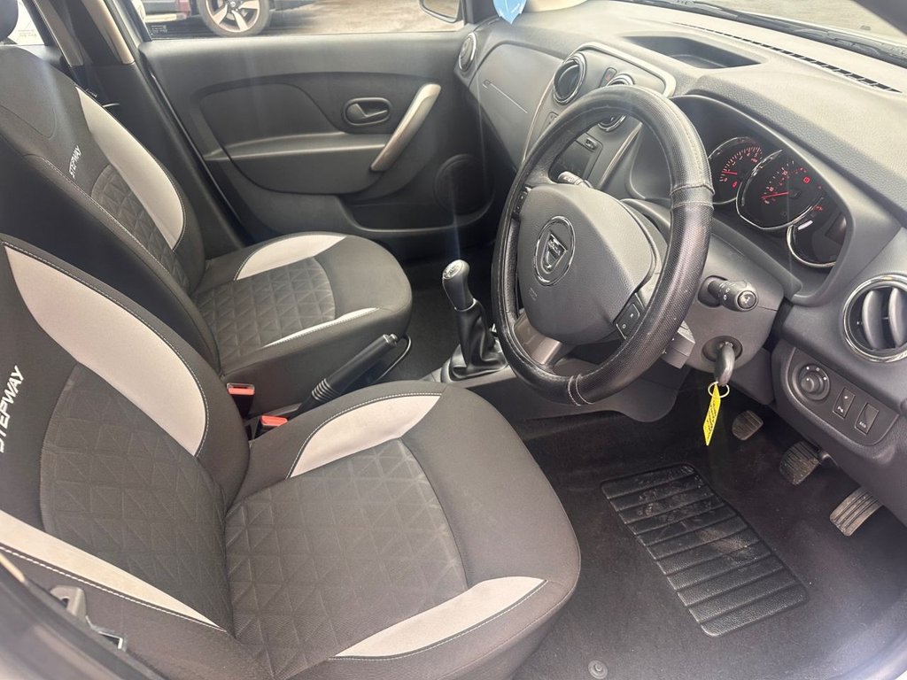 Used Dacia Sandero Stepway 2013 for sale - 77227501: Photo 11