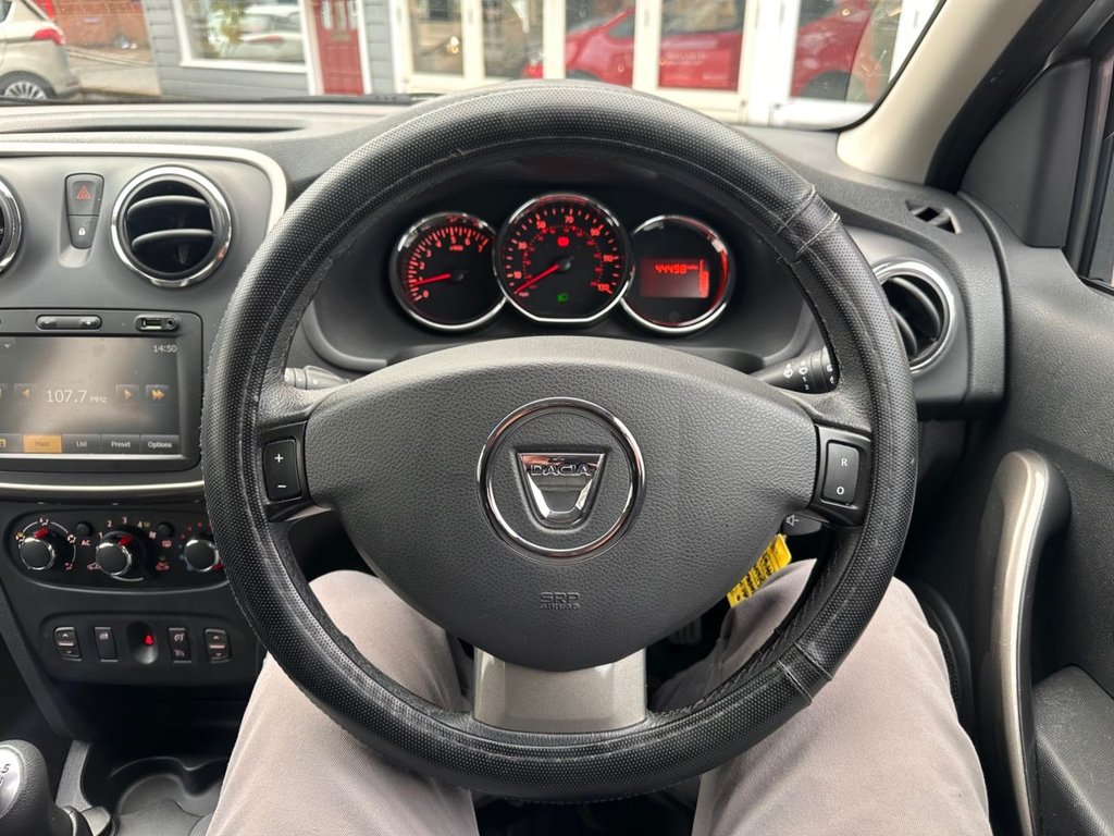 Used Dacia Sandero Stepway 2013 for sale - 77227501: Photo 14