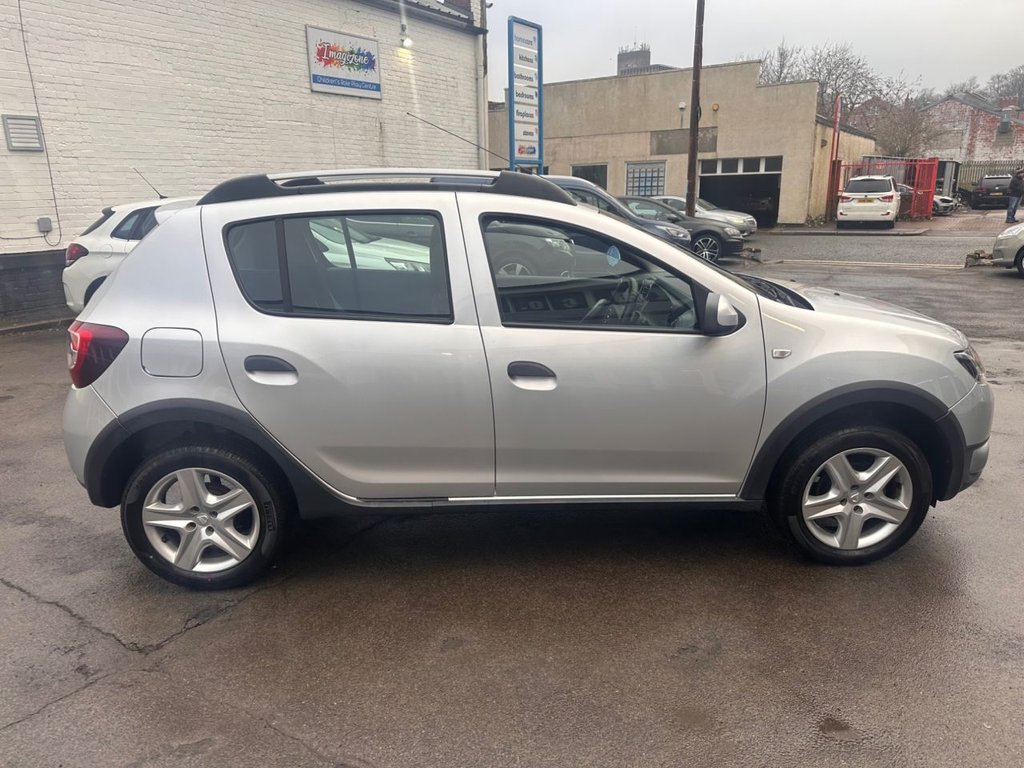 Used Dacia Sandero Stepway 2013 for sale - 77227501: Photo 8