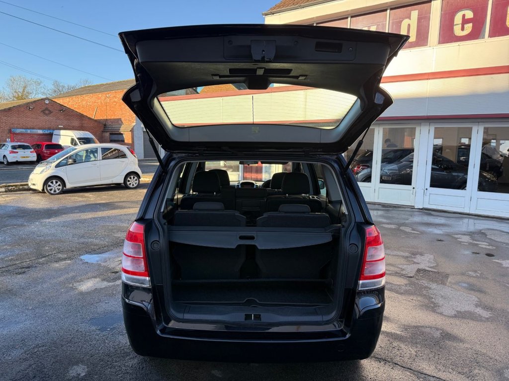 Used Vauxhall Zafira 2010 for sale - 76632483: Photo 22