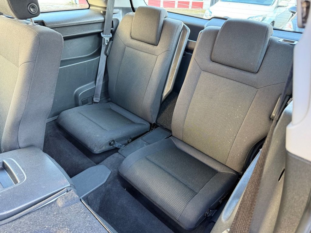 Used Vauxhall Zafira 2010 for sale - 76632483: Photo 5