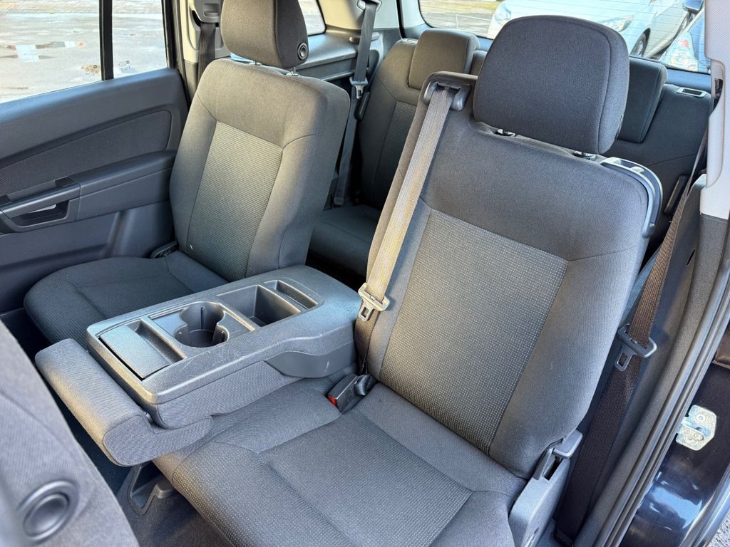 Used Vauxhall Zafira 2010 for sale - 76632483: Photo 8