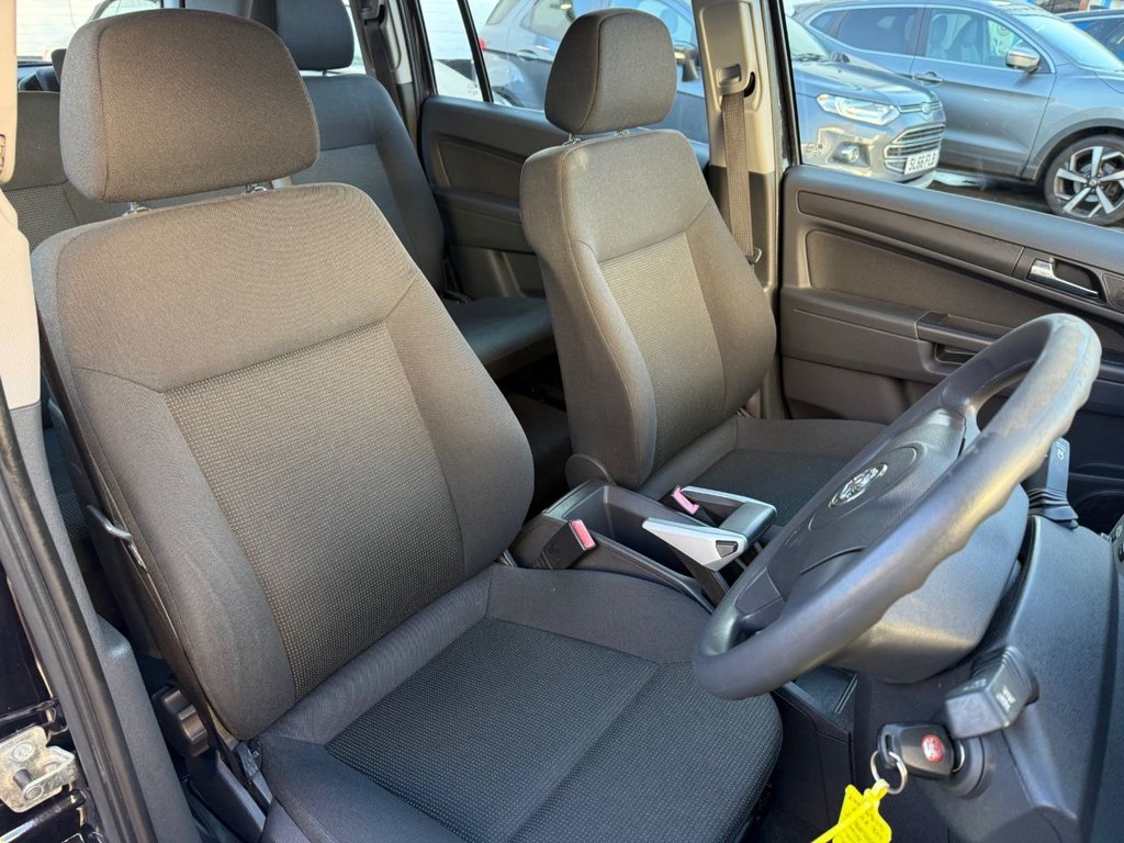 Used Vauxhall Zafira 2010 for sale - 76632483: Photo 9