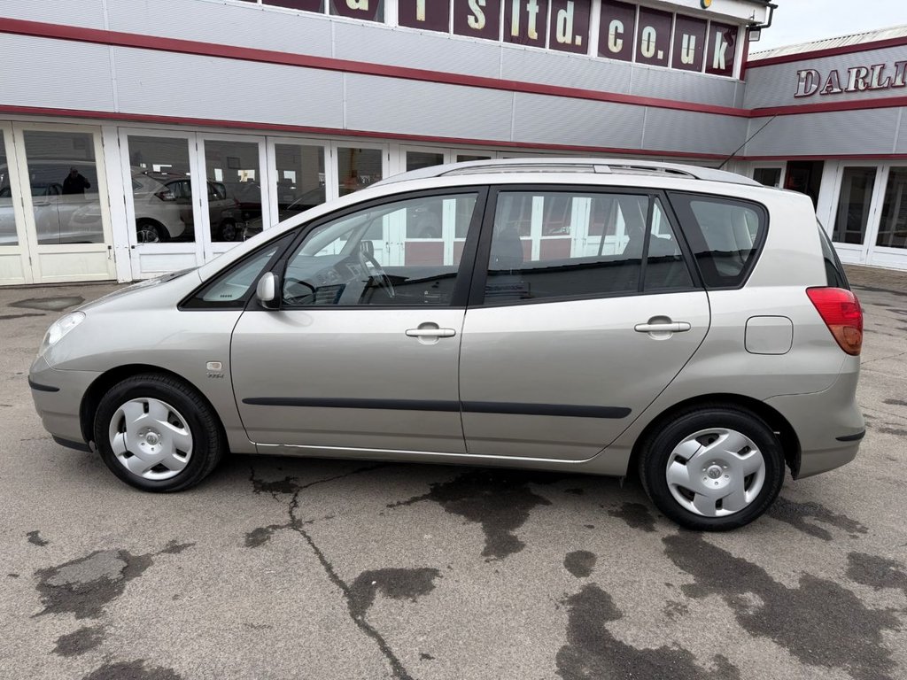 Used Toyota Corolla Verso 2002 for sale - 77708902: Photo 19