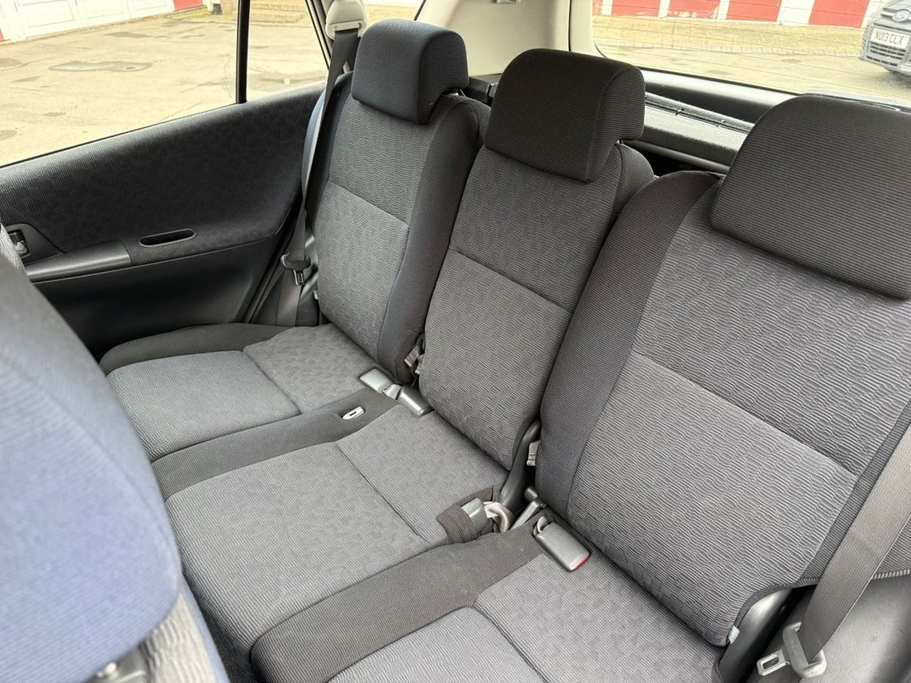 Used Toyota Corolla Verso 2002 for sale - 77708902: Photo 21