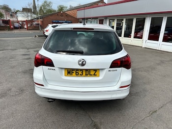 Used Vauxhall Astra 2013 for sale - 78387225: Photo