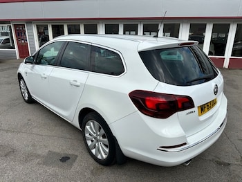 Used Vauxhall Astra 2013 for sale - 78387225: Photo