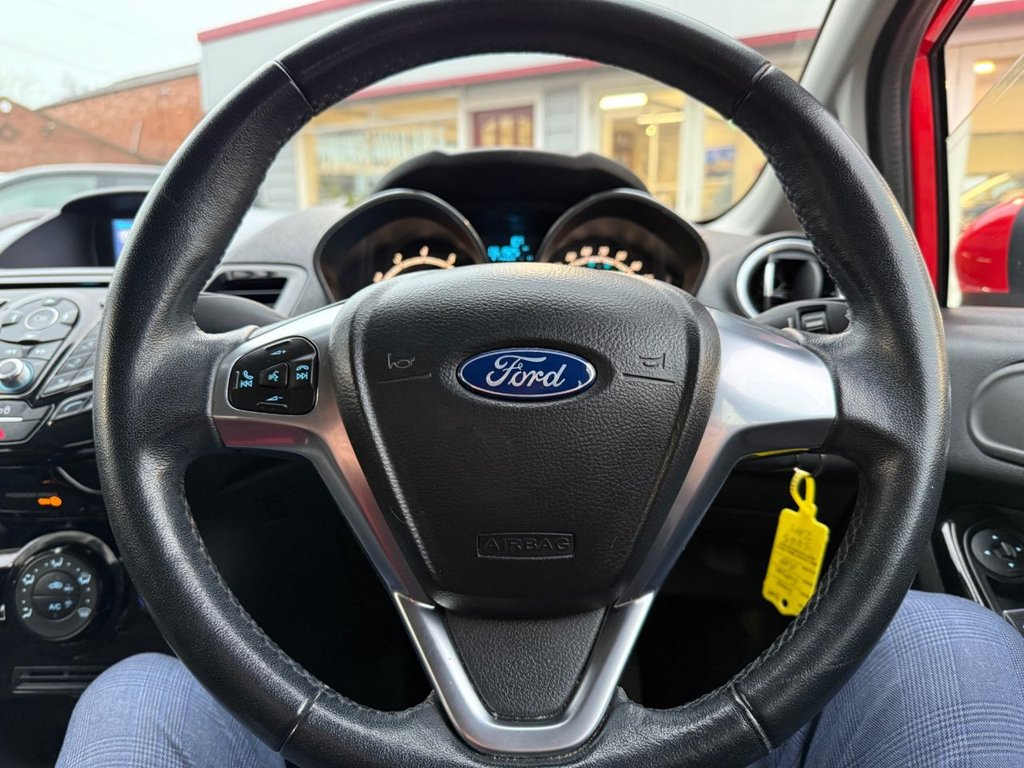 Used Ford Fiesta 2015 for sale - 76820948: Photo 12
