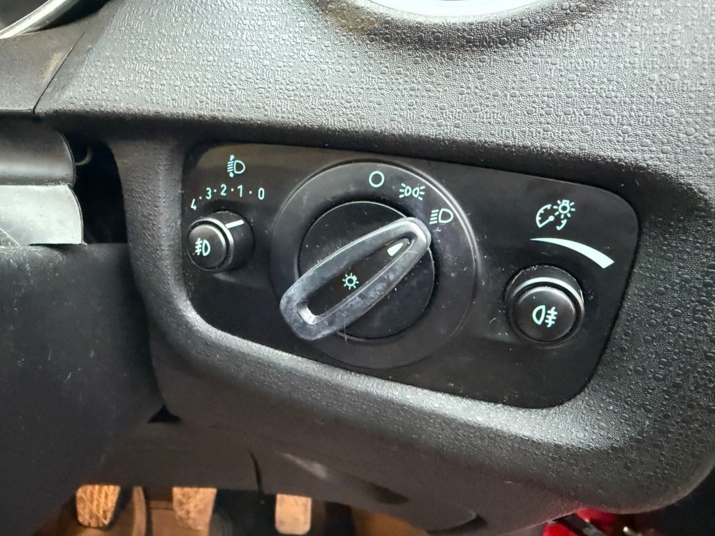 Used Ford Fiesta 2015 for sale - 76820948: Photo 14