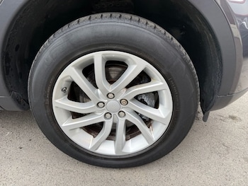 Used Land Rover Discovery Sport 2017 for sale - 78487754: Photo
