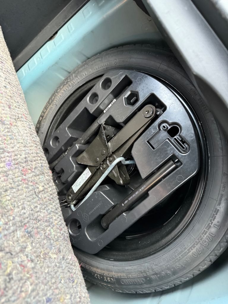 Used Renault Captur 2015 for sale - 77165950: Photo 24