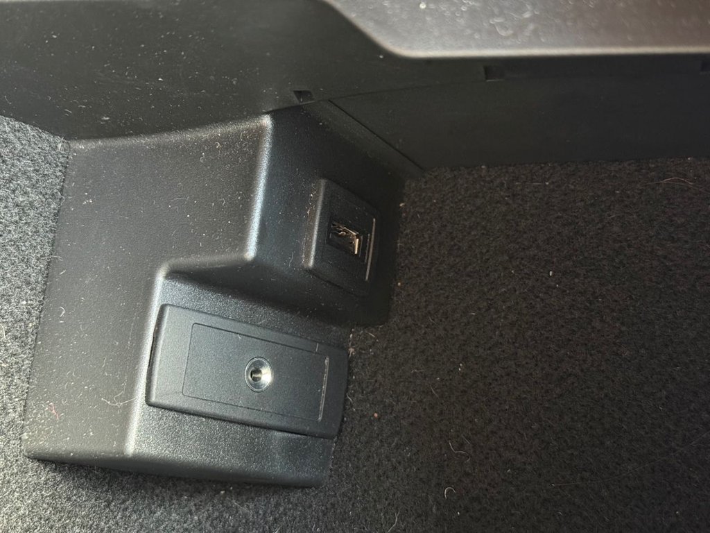 Used Mercedes-Benz C Class 2012 for sale - 77835553: Photo 23