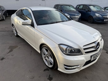 Used Mercedes-Benz C Class 2012 for sale - 77835553: Photo