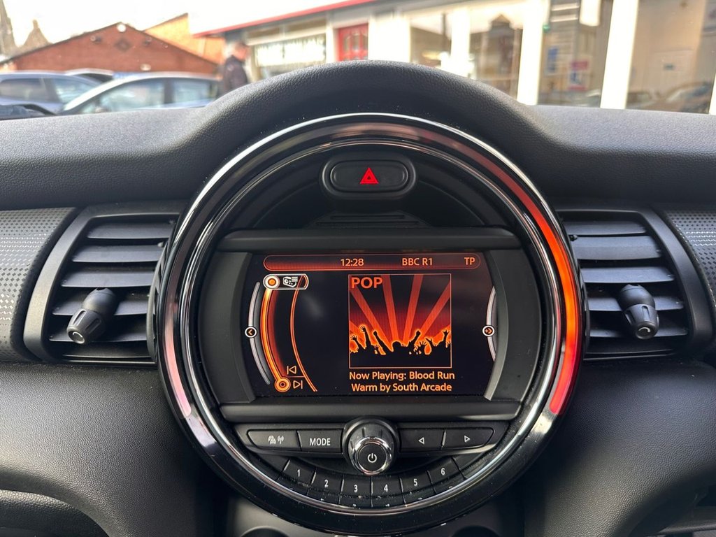 Used MINI Hatch 2014 for sale - 77302530: Photo 16