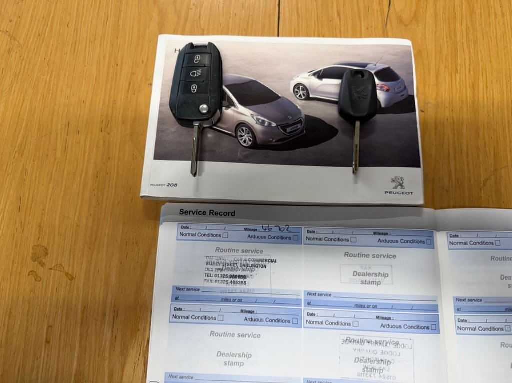 Used Peugeot 208 2012 for sale - 78088371: Photo 2